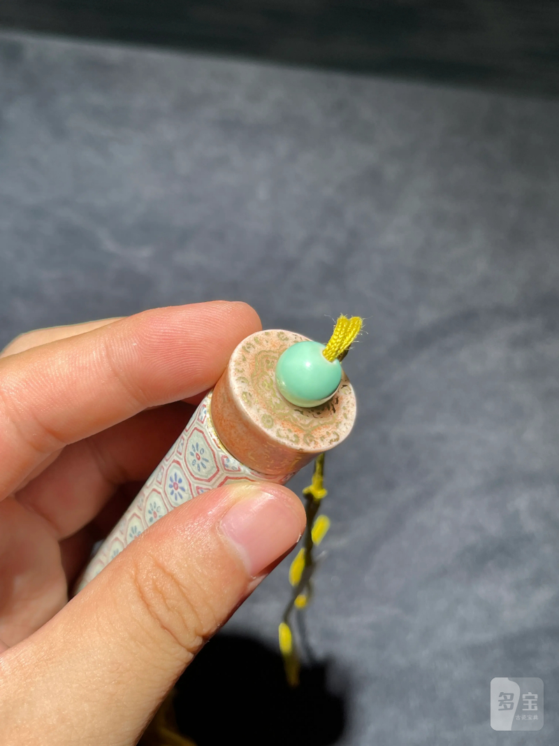 清乾隆 洋彩几何纹牙签筒 - 图5